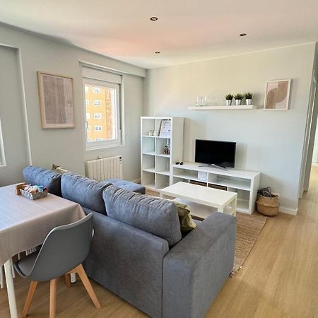 Acogedor Apartamento En Ronda Outeiro 210 Ла Коруня Екстериор снимка